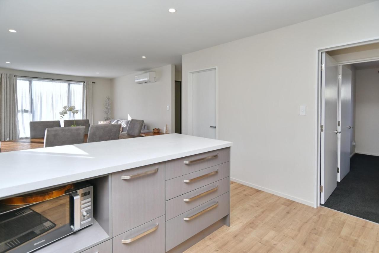 Thomas Townhouse - Christchurch Holiday Homes Exterior photo